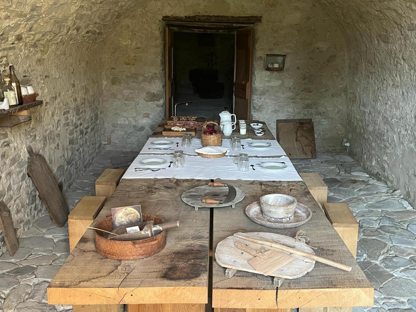 Rocca Castrignano Villa Riano  Buitenkant foto